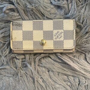 Louis Vuitton Damier Azur Checkered 4 Ring Vintage Key Holder